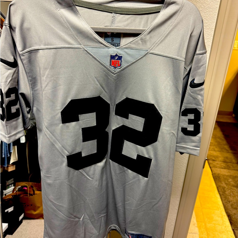 S Men’s Nike Las Vegas Raiders Alternate Silver and Black Marcus Allen Jersey